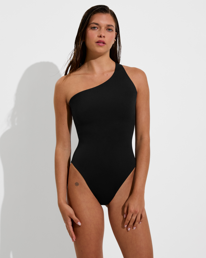 Shoreline Suit in Jet