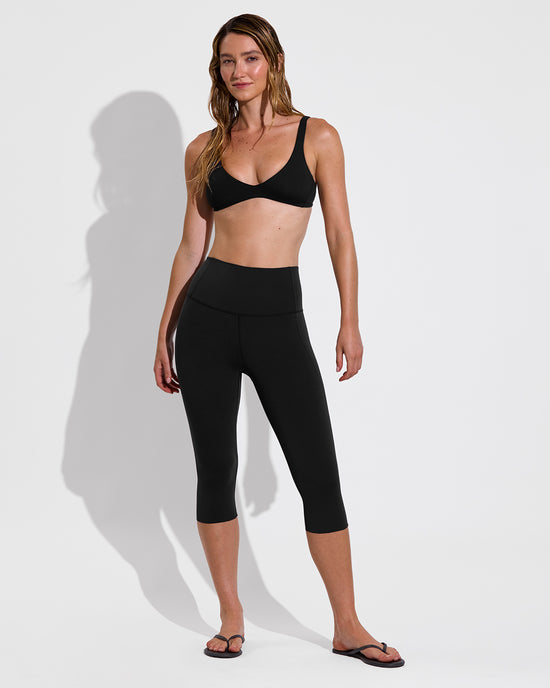 Plunge Top + Pedal Pusher - Jet (Size S)