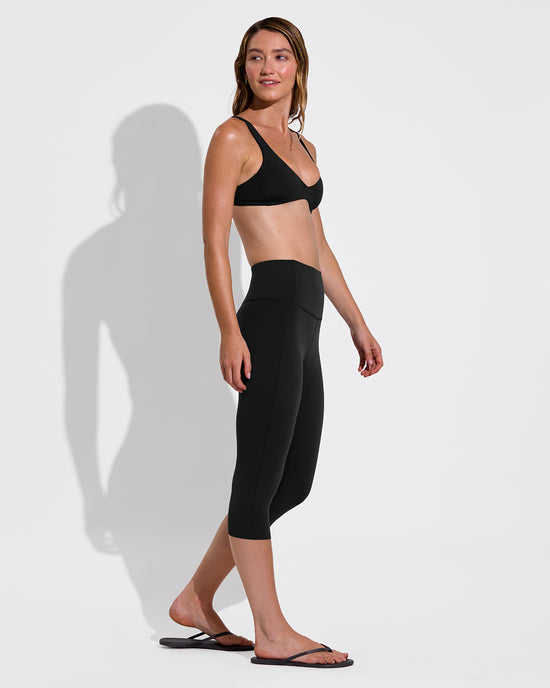 Plunge Top + Pedal Pusher - Jet (Size S)