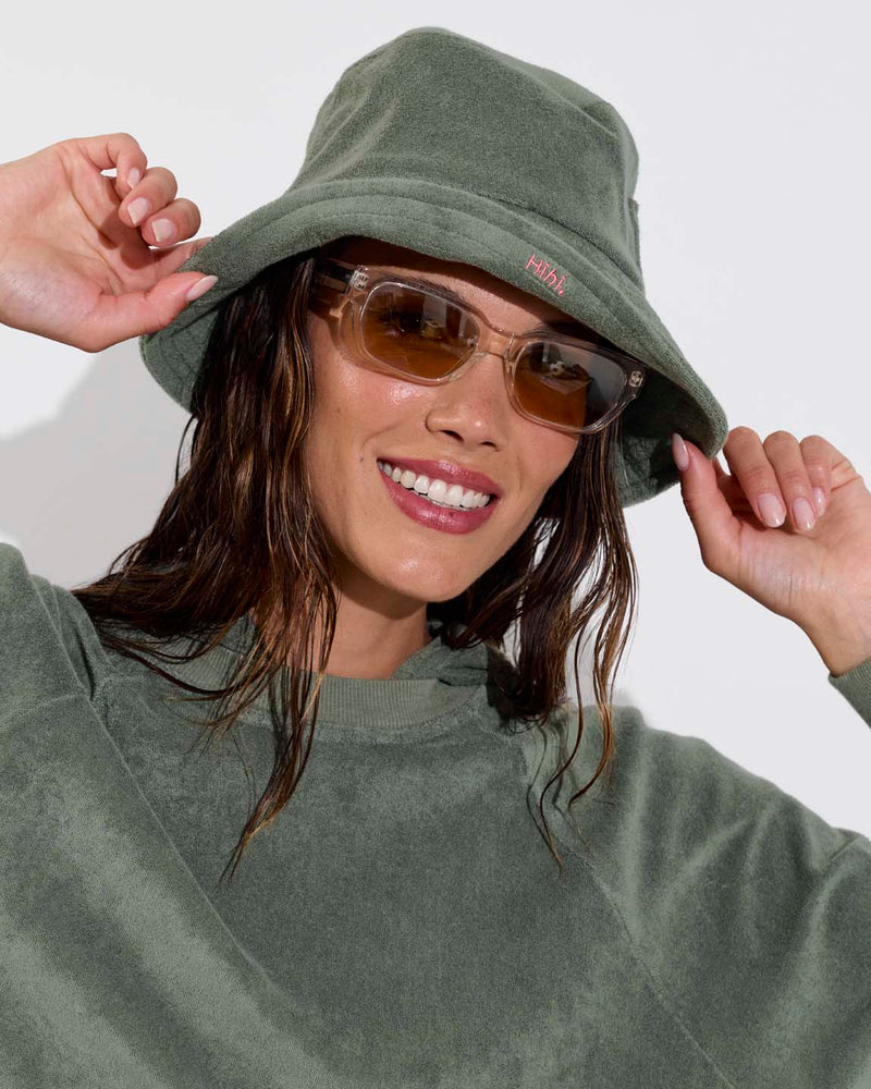 Towel To Go Hoodie (Size S/M) + Towel To Go Hat - Agave