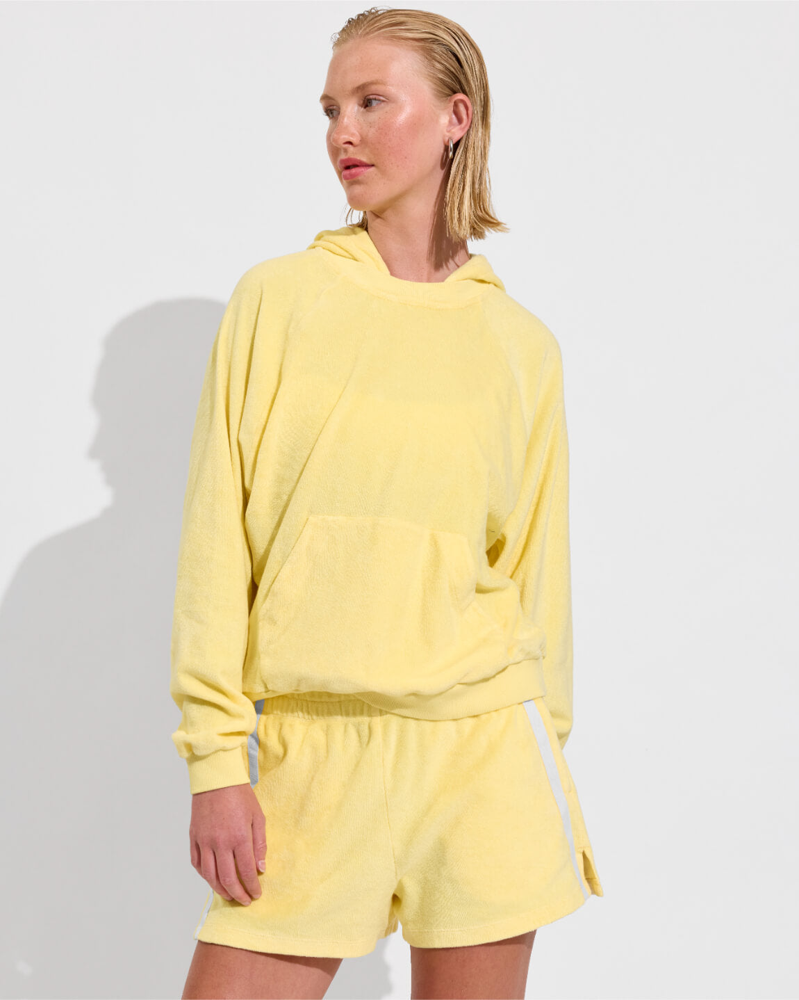 Towel To Go Hoodie (Size S/M) + Towel To Go Short - Melt (Size S)