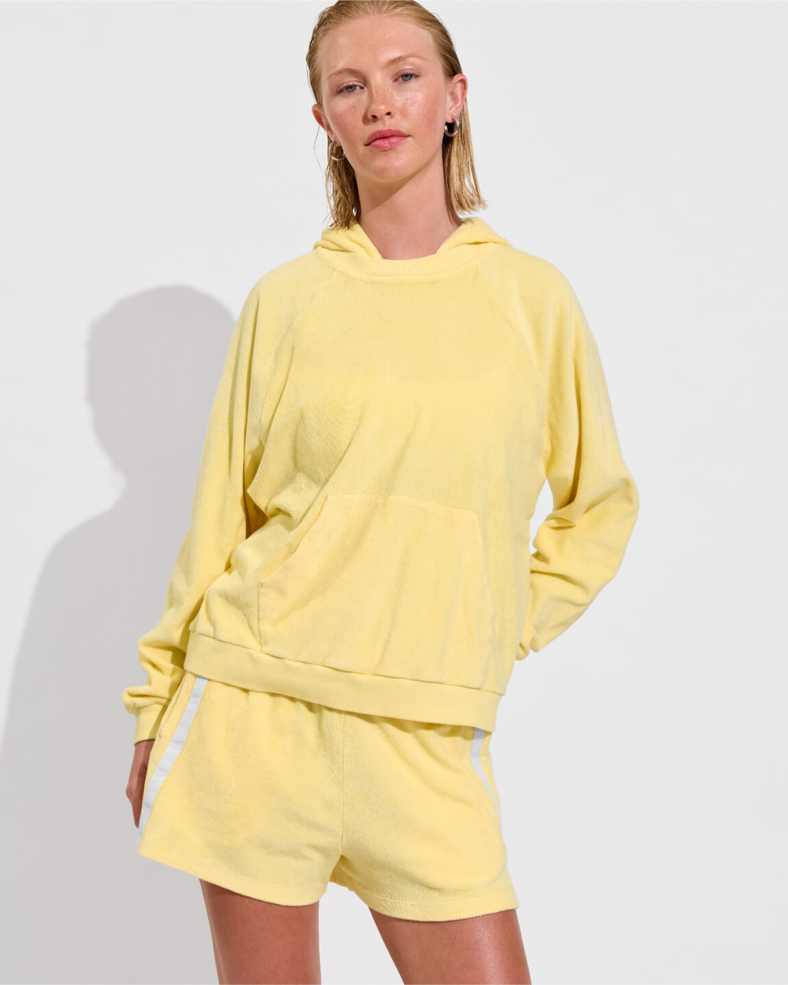 Towel To Go Hoodie (Size S/M) + Towel To Go Short - Melt (Size S)