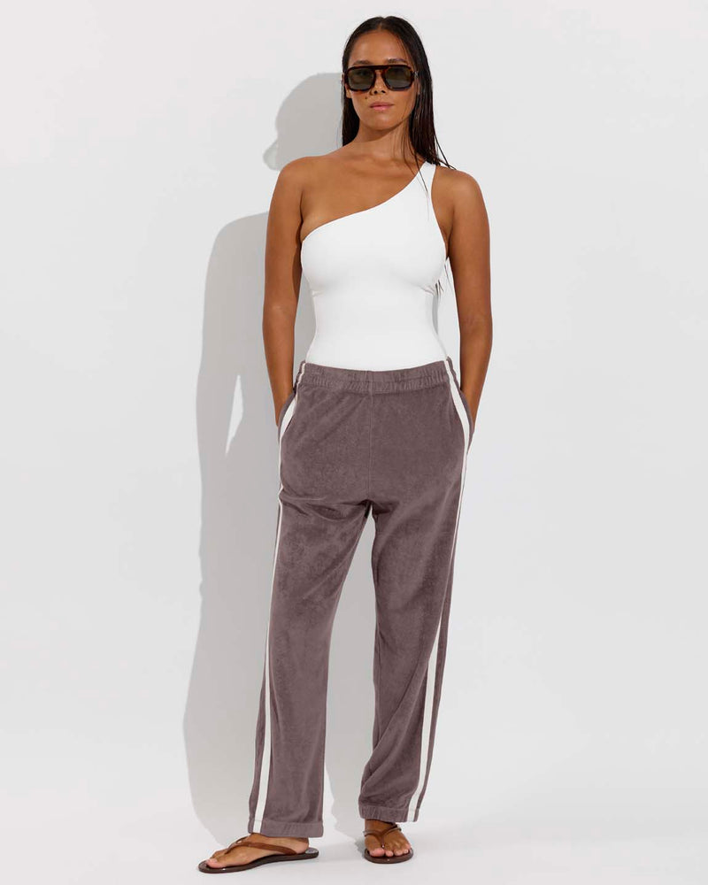 Shoreline Suit - Coconut + Towel To Go Jogger - Stormy (Size S)