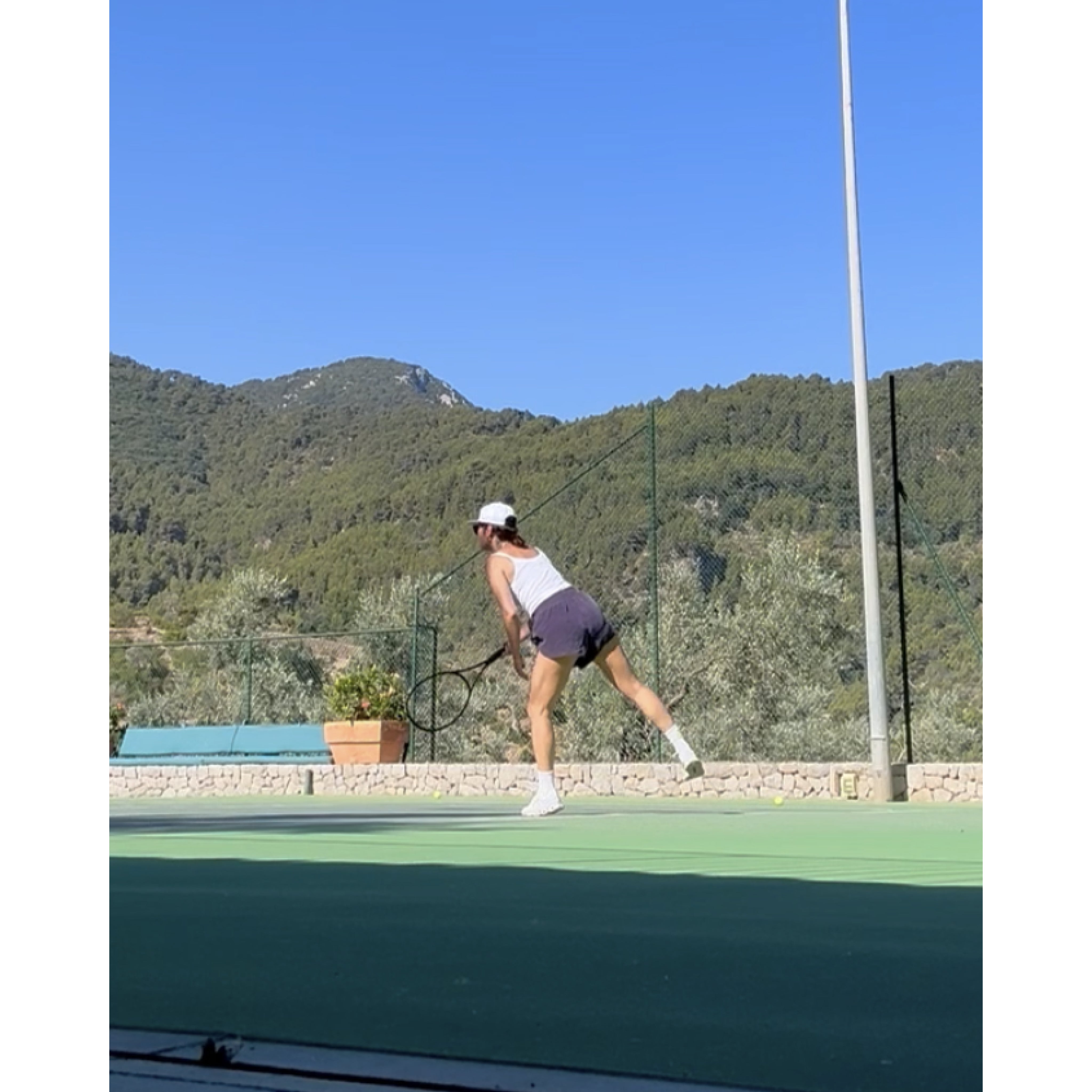 Laura Low Ah Kee playing tennis