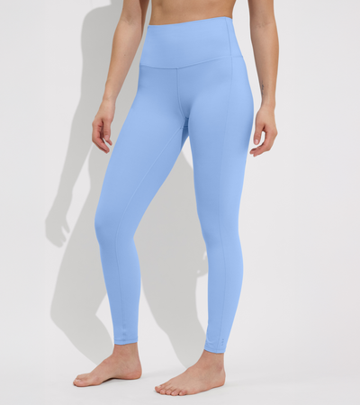 Super Moves Tight in Blue Skies