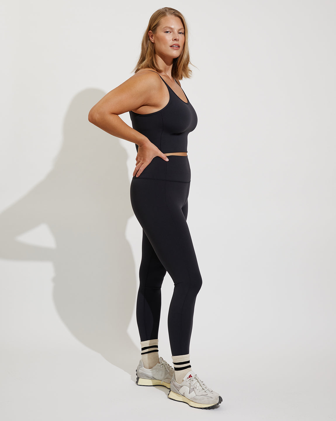 Barre Tank + Super Moves Tight - Jet (Size L)