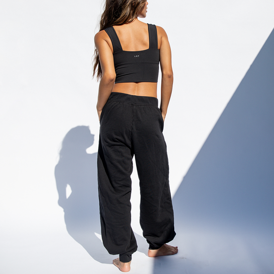 Frame Top + Field Day Sweatpant (Regular) - Jet (Size S)