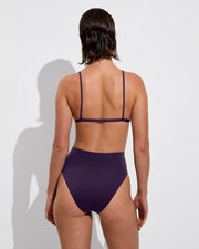 Sandy Top + Hi Hi Bottom - Legend (Size S) [Back View]