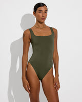Streamline Suit - Martini